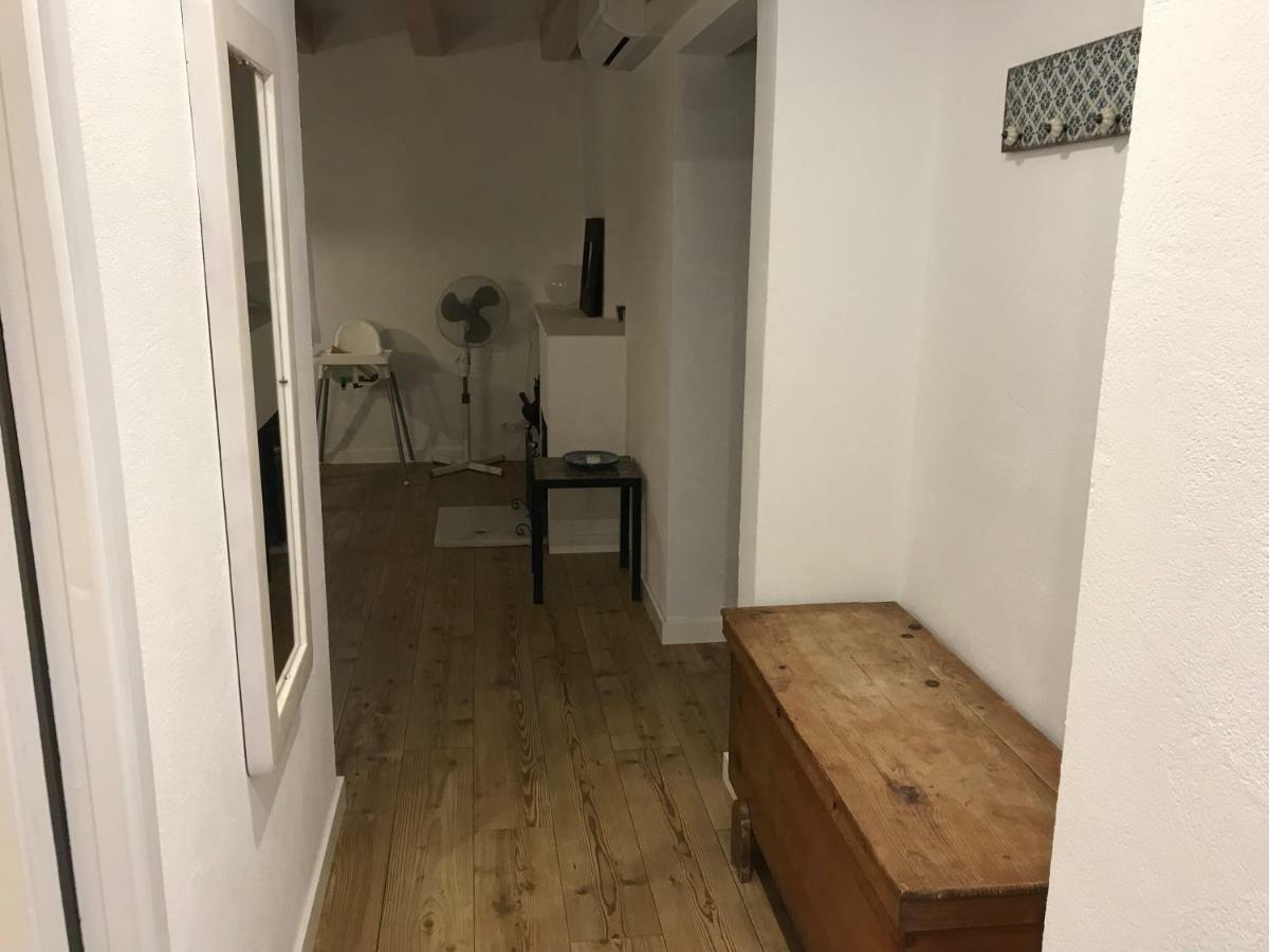 圣马蒂登普里斯 Apartament Ros酒店 外观 照片